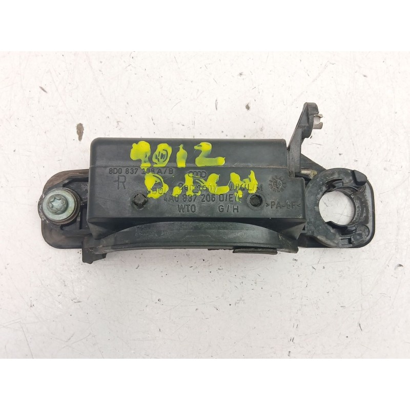 Recambio de manilla delantera derecha para audi a4 b5 avant (8d5) 2.5 tdi referencia OEM IAM 8D0837208A  4A0837206
