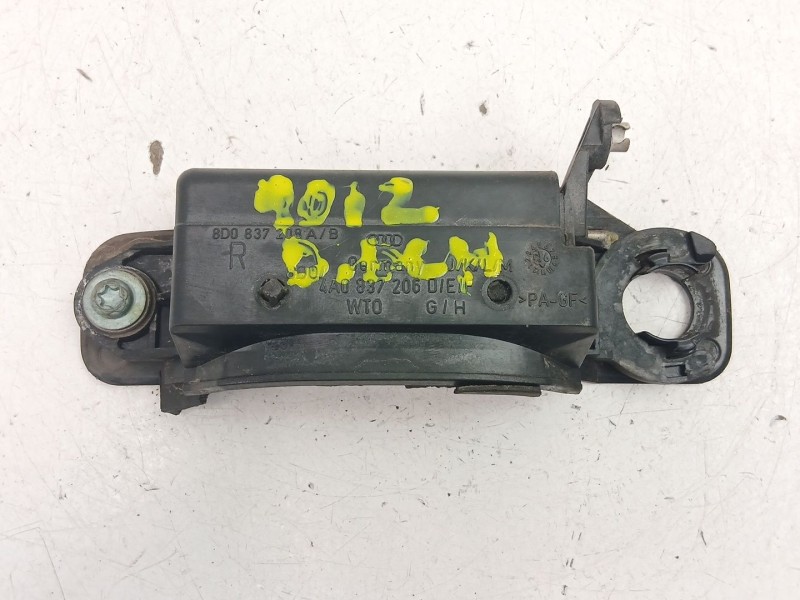 Recambio de manilla delantera derecha para audi a4 b5 avant (8d5) 2.5 tdi referencia OEM IAM 8D0837208A  4A0837206