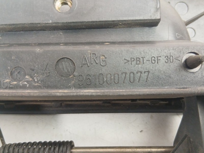 Recambio de manilla trasera izquierda para citroën xantia (x1_, x2_) 2.0 hdi 90 referencia OEM IAM 9610007077  