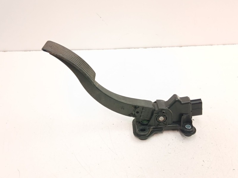 Recambio de potenciometro aceleracion para mitsubishi asx (ga_w_) 1.8 di-d (ga6w) referencia OEM IAM 1600A102  