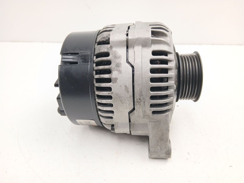Recambio de alternador para audi a4 b5 avant (8d5) 2.5 tdi referencia OEM IAM 059903015 0986044530 