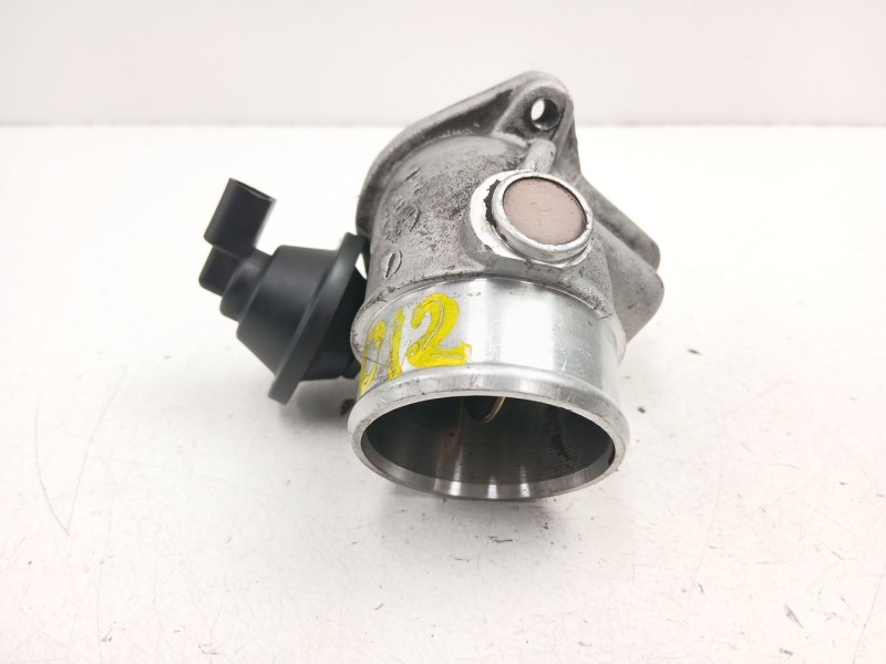 Recambio de caja mariposa para audi a4 b5 avant (8d5) 2.5 tdi referencia OEM IAM 8D0145950B  