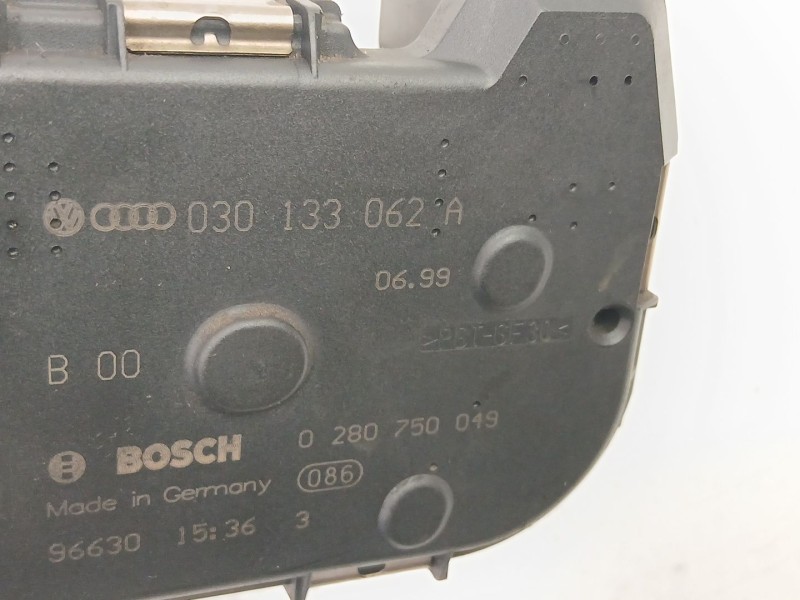 Recambio de caja mariposa para seat ibiza ii (6k1) 1.4 i referencia OEM IAM 030133062A 0280750049 