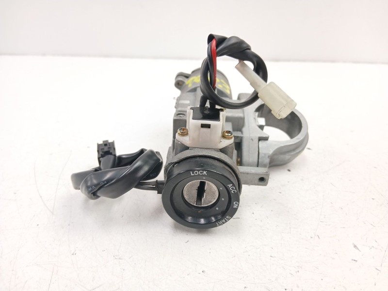 Recambio de conmutador de arranque para daewoo tacuma (u100) 1.6 referencia OEM IAM 96261298  
