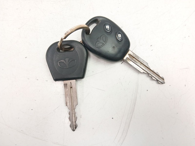 Recambio de conmutador de arranque para daewoo tacuma (u100) 1.6 referencia OEM IAM 96261298  