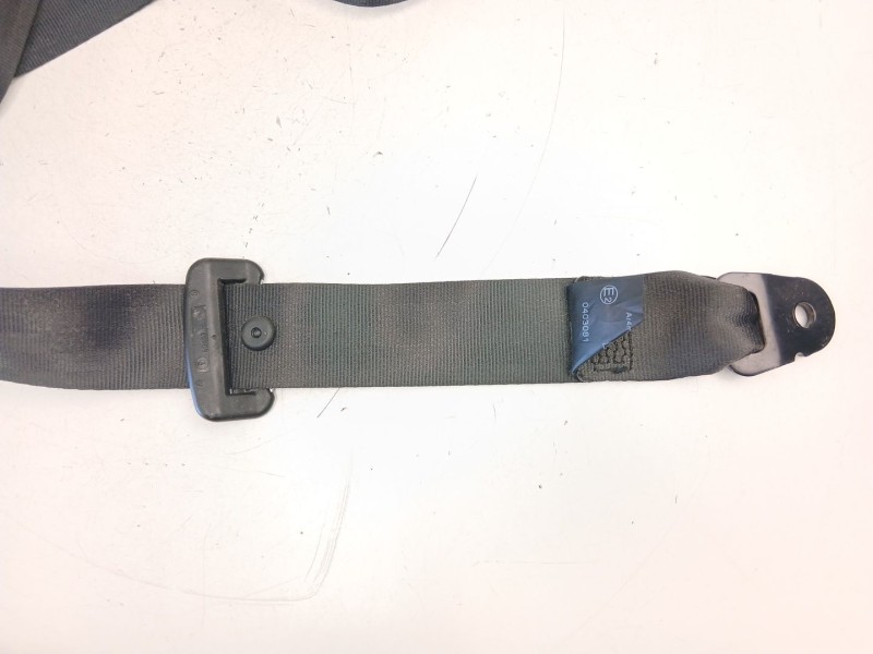 Recambio de cinturon seguridad trasero derecho para dacia duster (hs_) 1.5 dci referencia OEM IAM 8200751262  