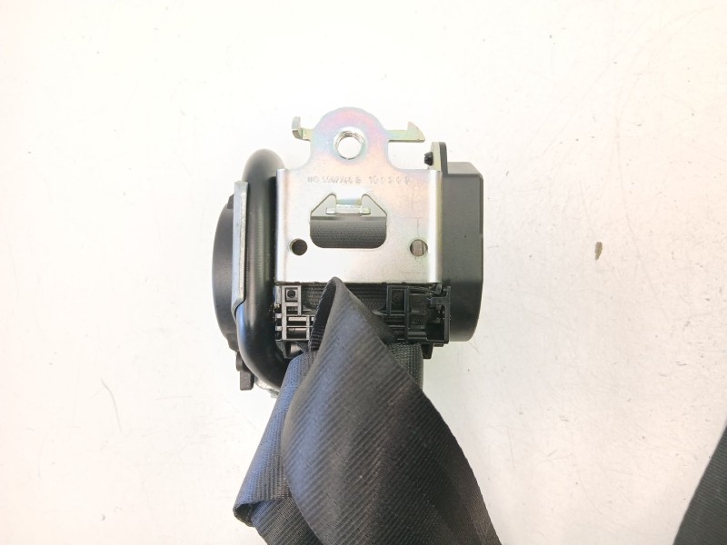 Recambio de cinturon seguridad delantero derecho para dacia duster (hs_) 1.5 dci referencia OEM IAM 8200751267  