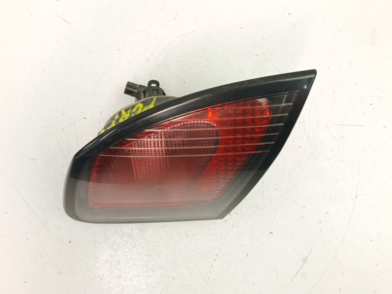 Recambio de piloto porton derecho para nissan primera (p11) 2.0 td referencia OEM IAM 265509F610  