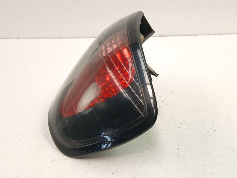 Recambio de piloto trasero derecho para nissan primera (p11) 2.0 td referencia OEM IAM 265509F600  