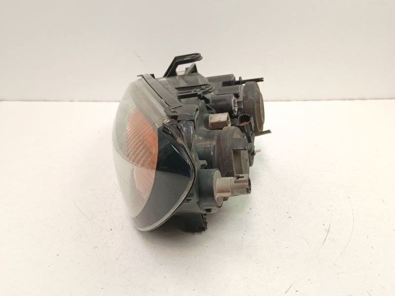 Recambio de faro izquierdo para nissan primera (p11) 2.0 td referencia OEM IAM 260609F600 89003044 