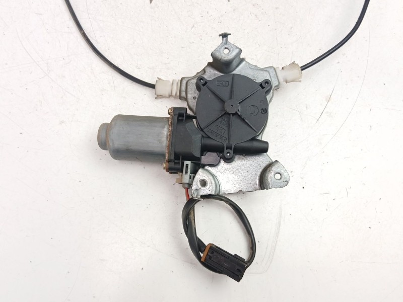Recambio de elevalunas trasero derecho para nissan primera (p11) 2.0 td referencia OEM IAM 827009F500  