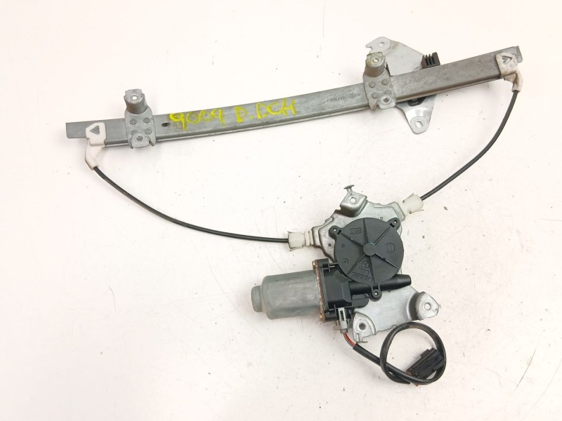 Recambio de elevalunas delantero derecho para nissan primera (p11) 2.0 td referencia OEM IAM 807009F500  