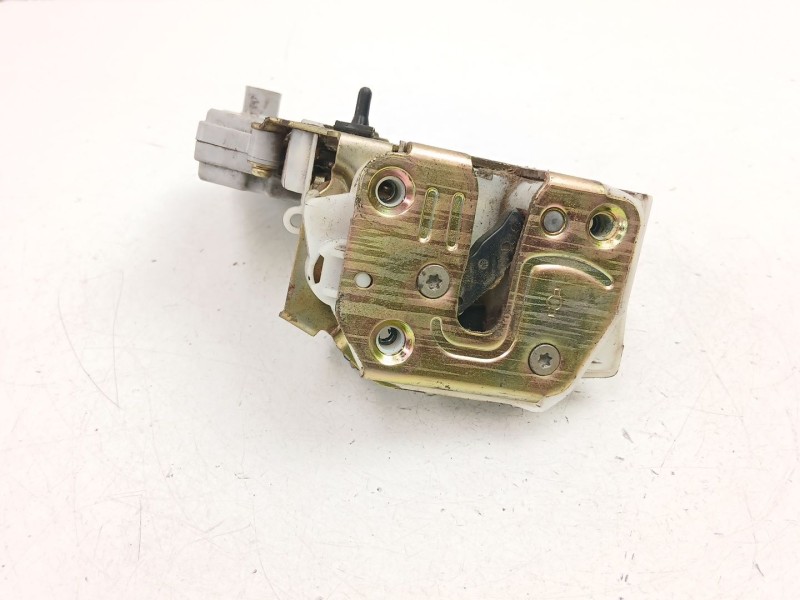 Recambio de cerradura puerta trasera derecha para nissan primera (p11) 2.0 td referencia OEM IAM 825029F510  