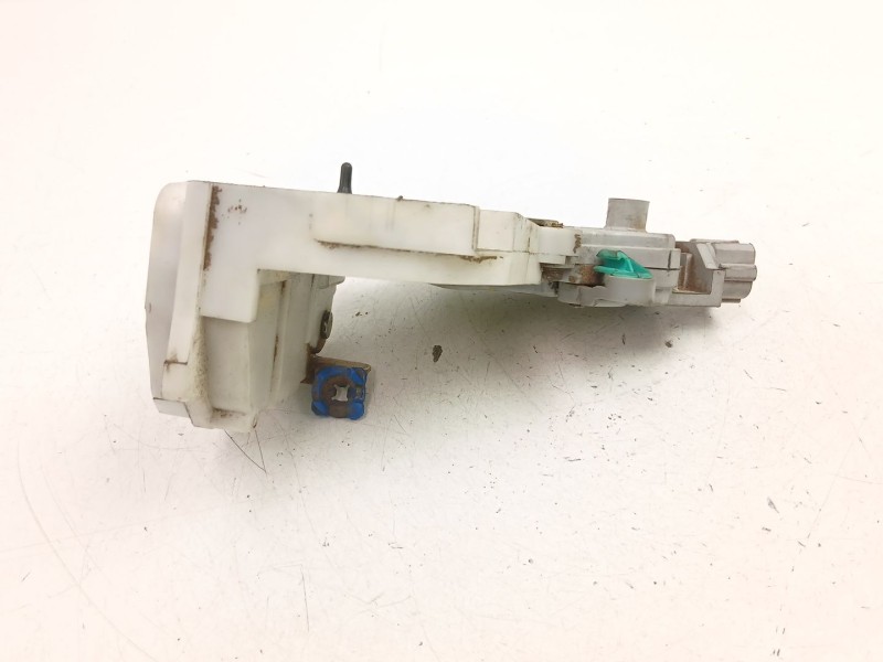 Recambio de cerradura puerta trasera derecha para nissan primera (p11) 2.0 td referencia OEM IAM 825029F510  