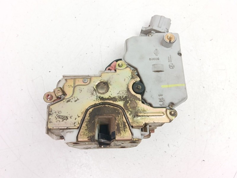 Recambio de cerradura puerta delantera izquierda para nissan primera (p11) 2.0 td referencia OEM IAM 805032F010  