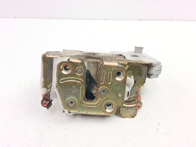 Recambio de cerradura puerta delantera izquierda para nissan primera (p11) 2.0 td referencia OEM IAM 805032F010  