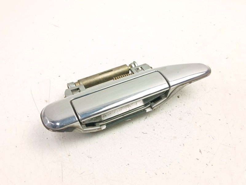 Recambio de manilla delantera derecha para nissan primera (p11) 2.0 td referencia OEM IAM 806069F500  