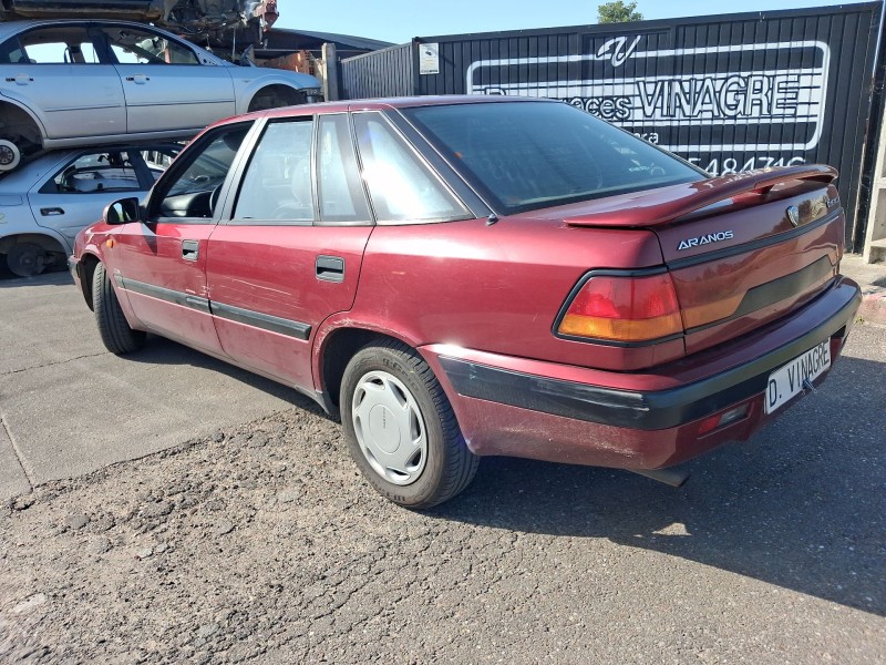 daewoo aranos del año 1995