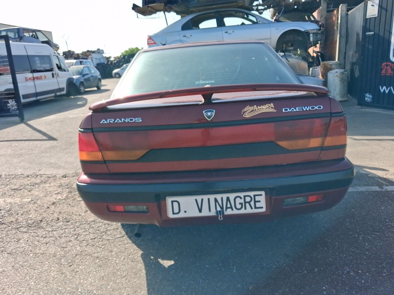 daewoo aranos del año 1995