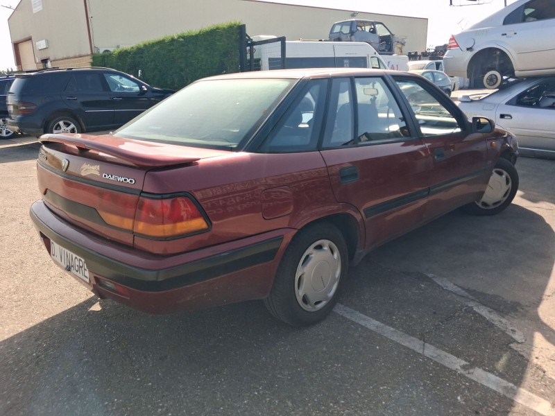 daewoo aranos del año 1995