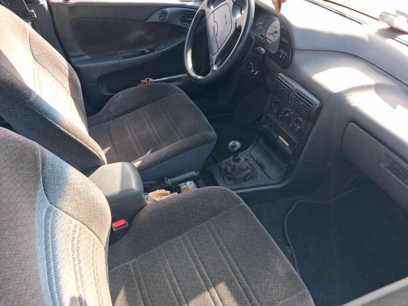 daewoo aranos del año 1995