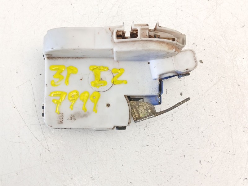 Recambio de cerradura puerta delantera izquierda para seat ibiza ii (6k1) 1.4 i referencia OEM IAM 6K1837015  
