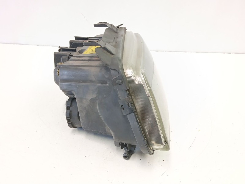 Recambio de faro izquierdo para audi a4 b5 avant (8d5) 2.5 tdi referencia OEM IAM 8D0941003E 0301094201 