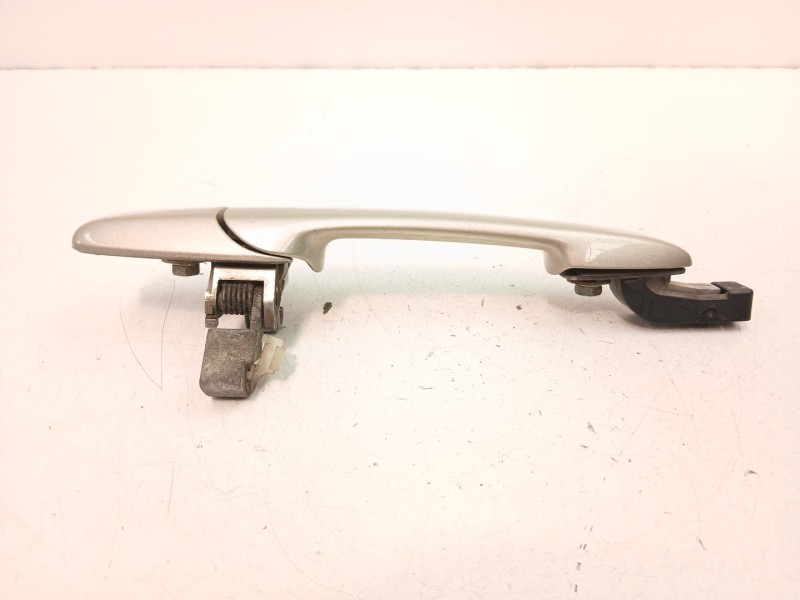 Recambio de manilla trasera izquierda para mazda 3 (bk) 1.6 di turbo referencia OEM IAM G22C59410C28  