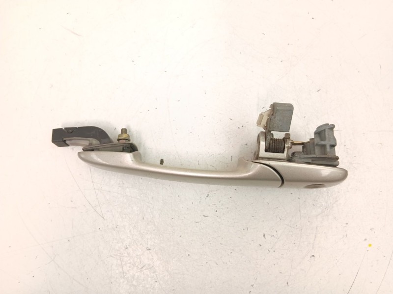Recambio de manilla delantera izquierda para mazda 3 (bk) 1.6 di turbo referencia OEM IAM GJ6A59410E28  