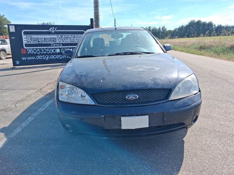 ford mondeo iii sedán (b4y) del año 2001