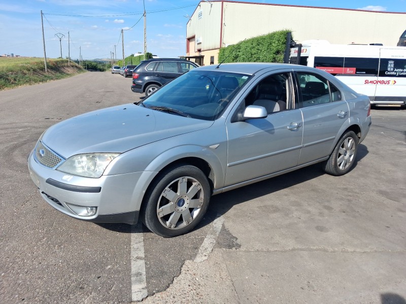 ford mondeo iii sedán (b4y) del año 2004