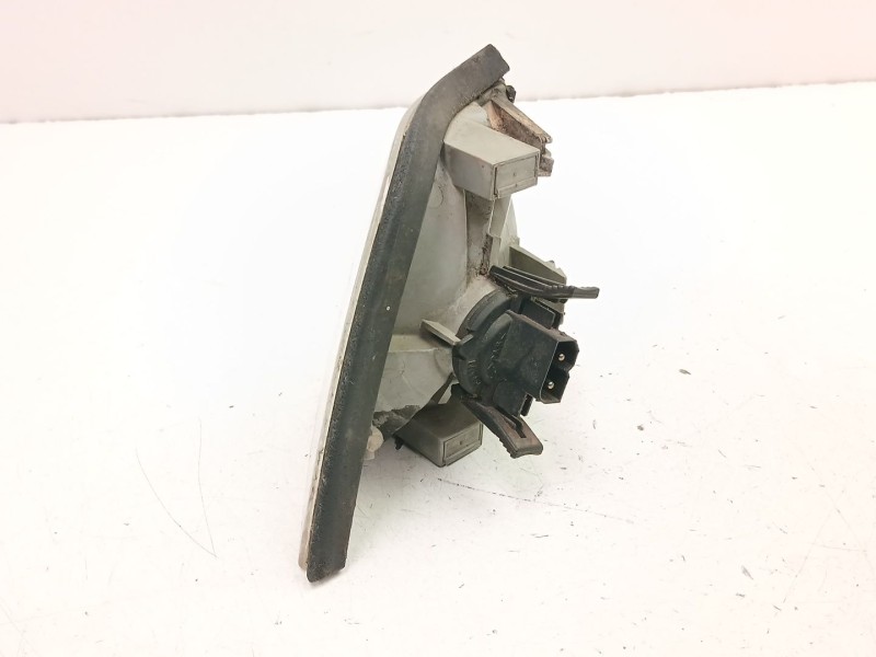 Recambio de piloto delantero izquierdo para bmw 3 compact (e36) 318 tds referencia OEM IAM 9403095  