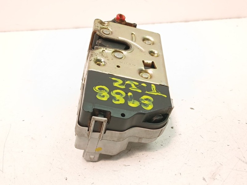 Recambio de cerradura puerta trasera izquierda para peugeot 307 break (3e) 1.6 16v referencia OEM IAM 9137A0  