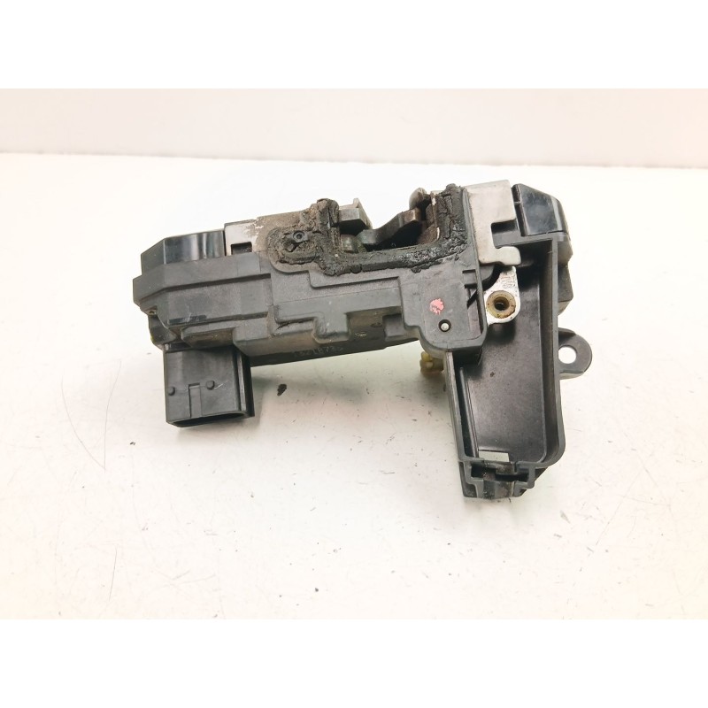 Recambio de cerradura puerta trasera derecha para opel astra h (a04) 1.7 cdti (l48) referencia OEM IAM 13210739  