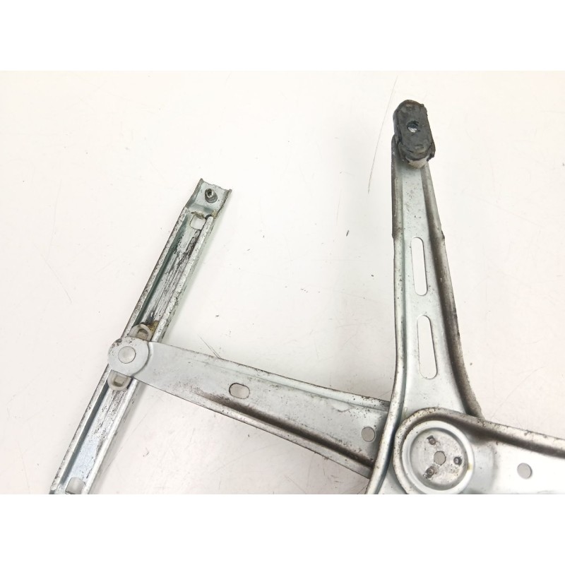Recambio de elevalunas delantero izquierdo para opel astra h (a04) 1.7 cdti (l48) referencia OEM IAM 13100417  13100405