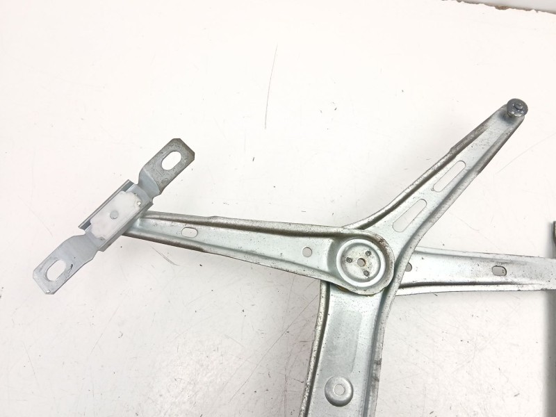 Recambio de elevalunas delantero derecho para opel astra h (a04) 1.7 cdti (l48) referencia OEM IAM 13100418  13100406
