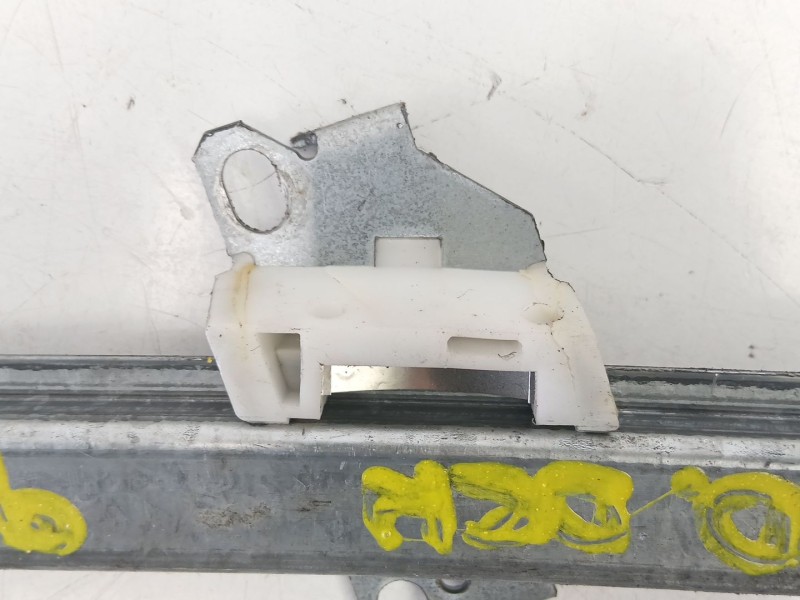 Recambio de elevalunas delantero derecho para daewoo aranos 2.0 referencia OEM IAM 96168984  