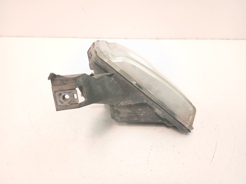 Recambio de antiniebla derecho para peugeot 407 (6d_) 2.0 hdi 135 (6drhrh, 6drhre, 6drhrg, 6drhrj) referencia OEM IAM 9641945480