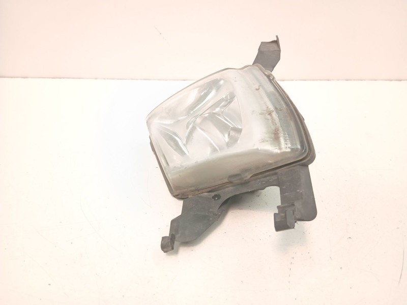 Recambio de antiniebla derecho para peugeot 407 (6d_) 2.0 hdi 135 (6drhrh, 6drhre, 6drhrg, 6drhrj) referencia OEM IAM 9641945480