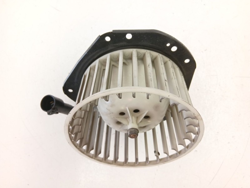 Recambio de motor calefaccion para daewoo aranos 2.0 referencia OEM IAM 96168699  