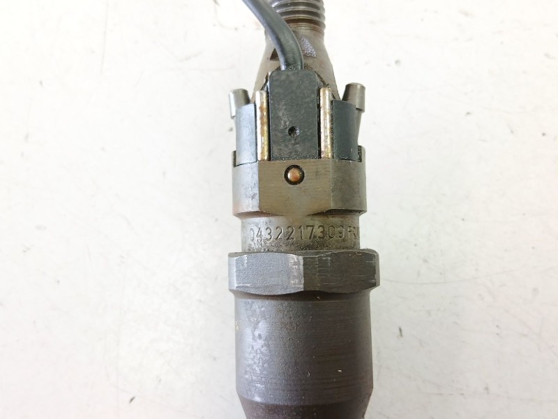 Recambio de inyectores juego para nissan primera (p11) 2.0 td referencia OEM IAM 166002J610 0432217308 166002J600