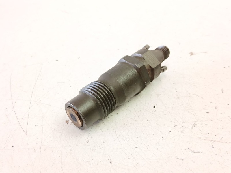 Recambio de inyectores juego para nissan primera (p11) 2.0 td referencia OEM IAM 166002J610 0432217308 166002J600
