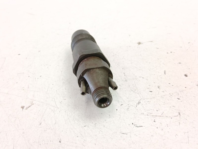 Recambio de inyectores juego para nissan primera (p11) 2.0 td referencia OEM IAM 166002J610 0432217308 166002J600