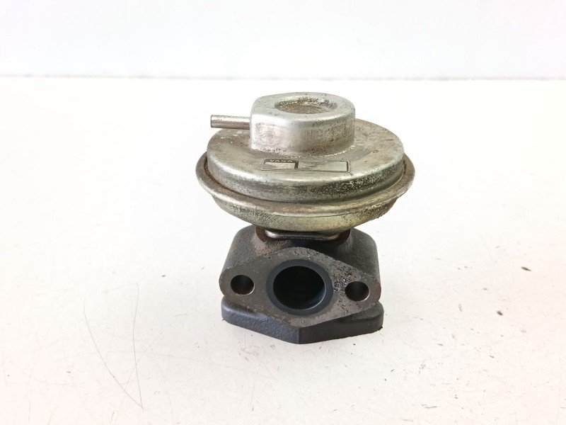 Recambio de valvula egr para nissan primera (p11) 2.0 td referencia OEM IAM 147102J600  