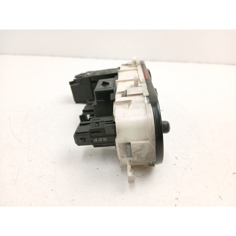 Recambio de mandos calefaccion aire para ford mondeo ii sedán (bfp) 1.8 td referencia OEM IAM 97BW18D451AB  