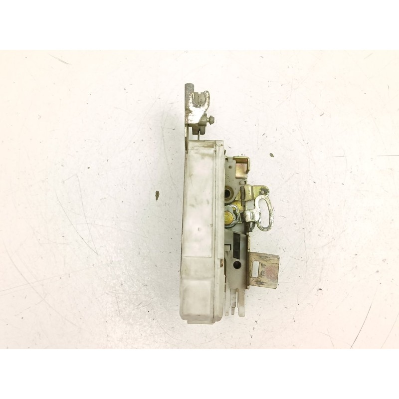Recambio de cerradura puerta delantera izquierda para ford mondeo ii sedán (bfp) 1.8 td referencia OEM IAM 95BBF213A65LA  