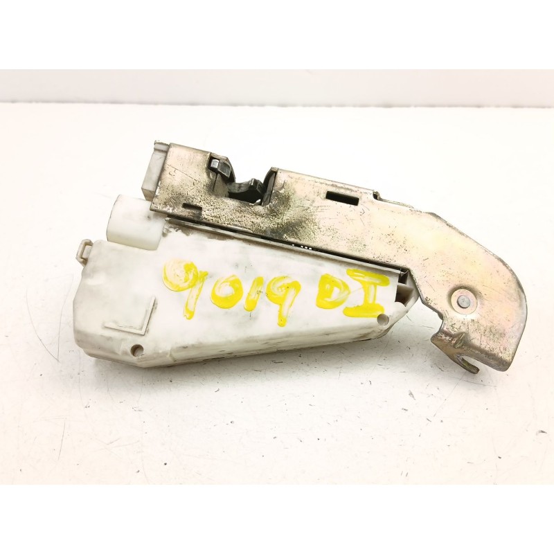 Recambio de cerradura puerta delantera izquierda para ford mondeo ii sedán (bfp) 1.8 td referencia OEM IAM 95BBF213A65LA  