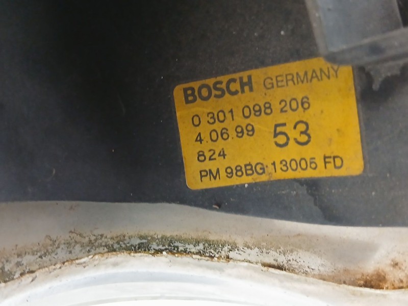 Recambio de faro derecho para ford mondeo ii sedán (bfp) 1.8 td referencia OEM IAM 98BG13005FD 0301098206 