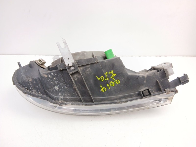 Recambio de faro izquierdo para ford mondeo ii sedán (bfp) 1.8 td referencia OEM IAM 98BG13006SFE 0301098207 