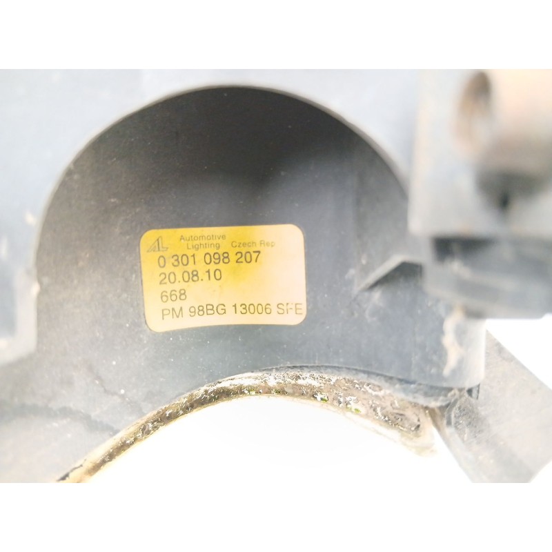 Recambio de faro izquierdo para ford mondeo ii sedán (bfp) 1.8 td referencia OEM IAM 98BG13006SFE 0301098207 